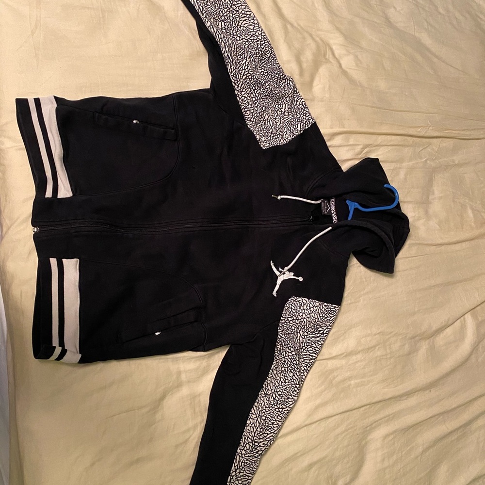 Jordan zip up